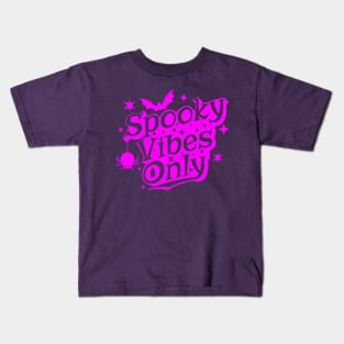 Spooky Vibes Only Cute Pink Halloween Design Kids T-Shirt